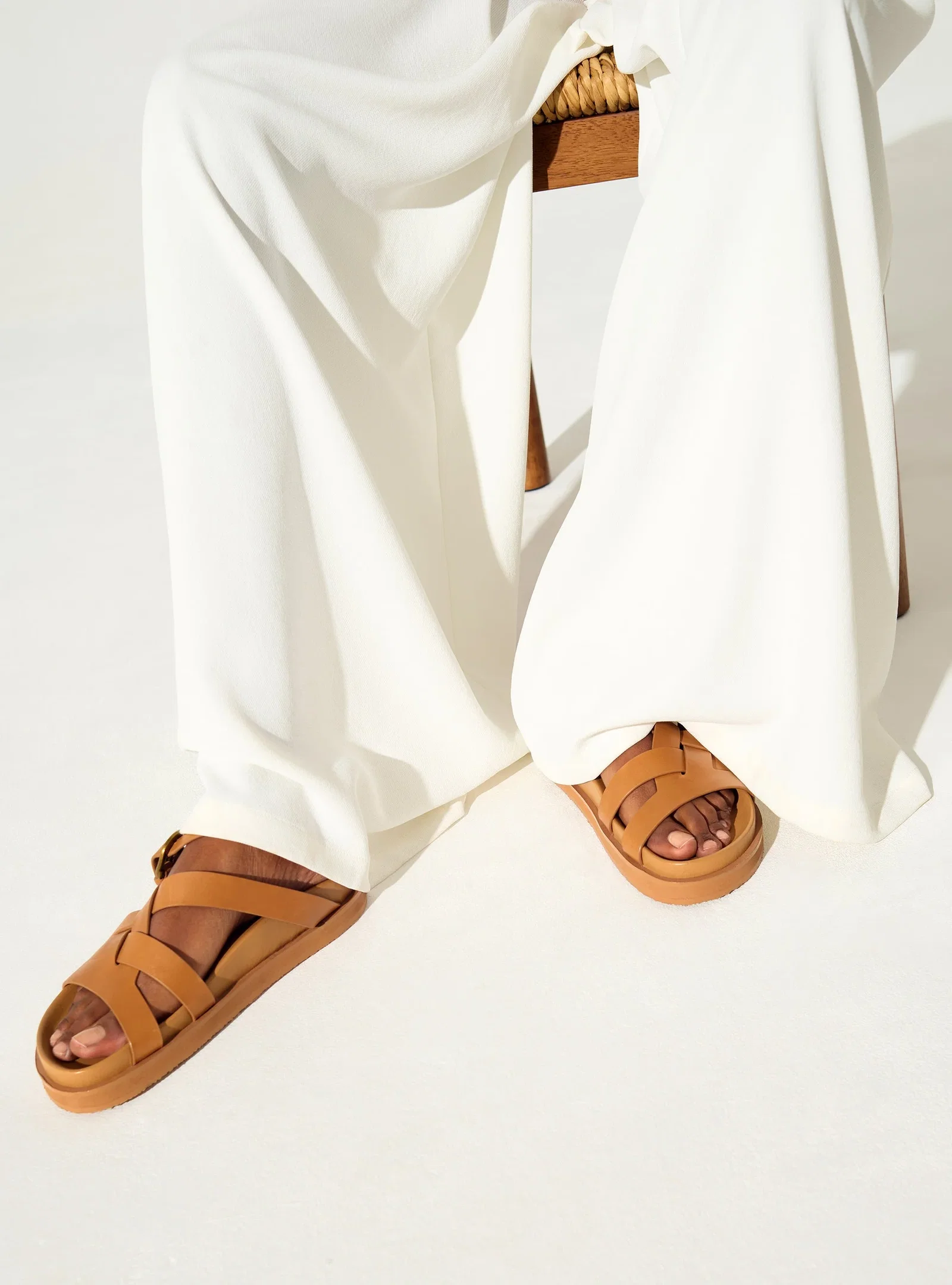 Image of Sandales en cuir marron