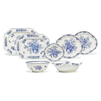 A Group of Seven Worcester Soft-Paste Porcelain “Pinecone” Table Articles
