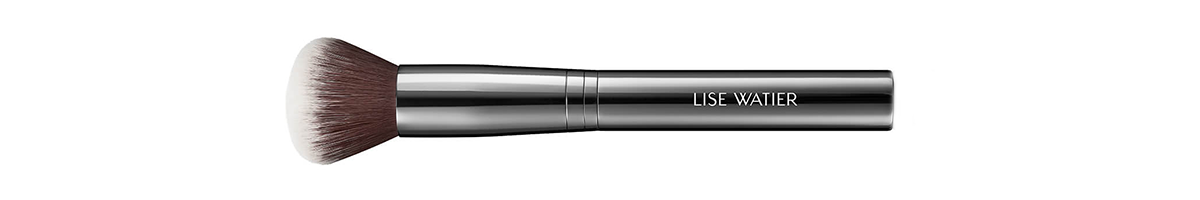 Perfecting Foundation Brush