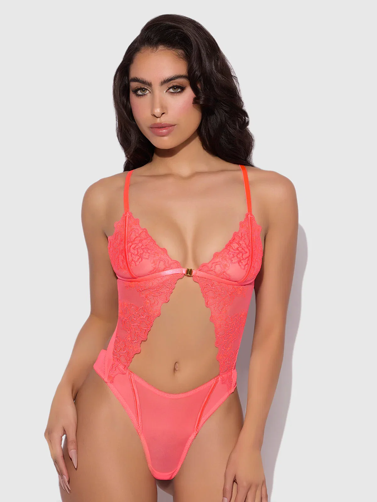 Image of Wren Embroidered Wireless Teddy