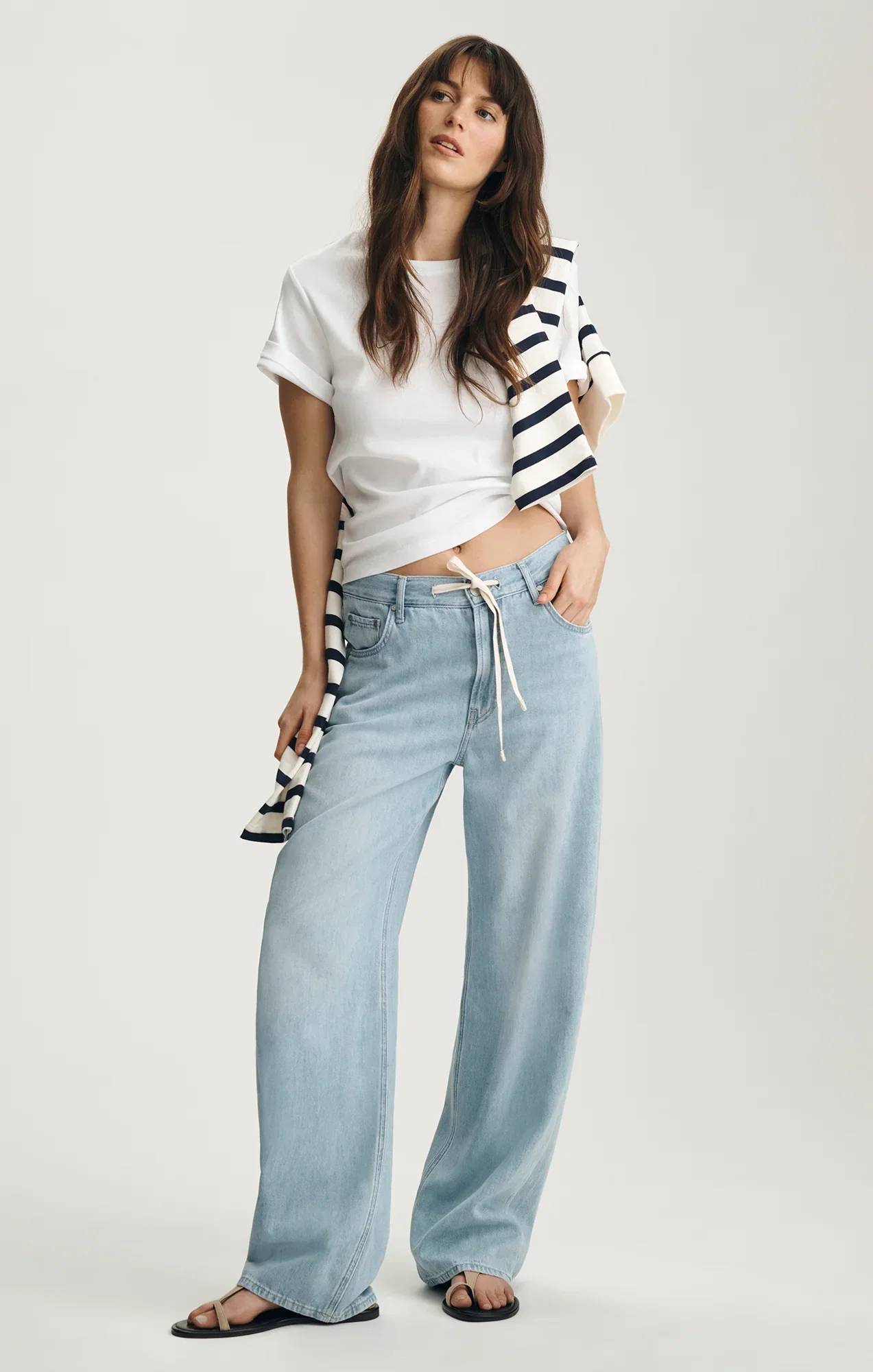 Image of NELLA WIDE LEG IN BLEACHED  WELL BLUE