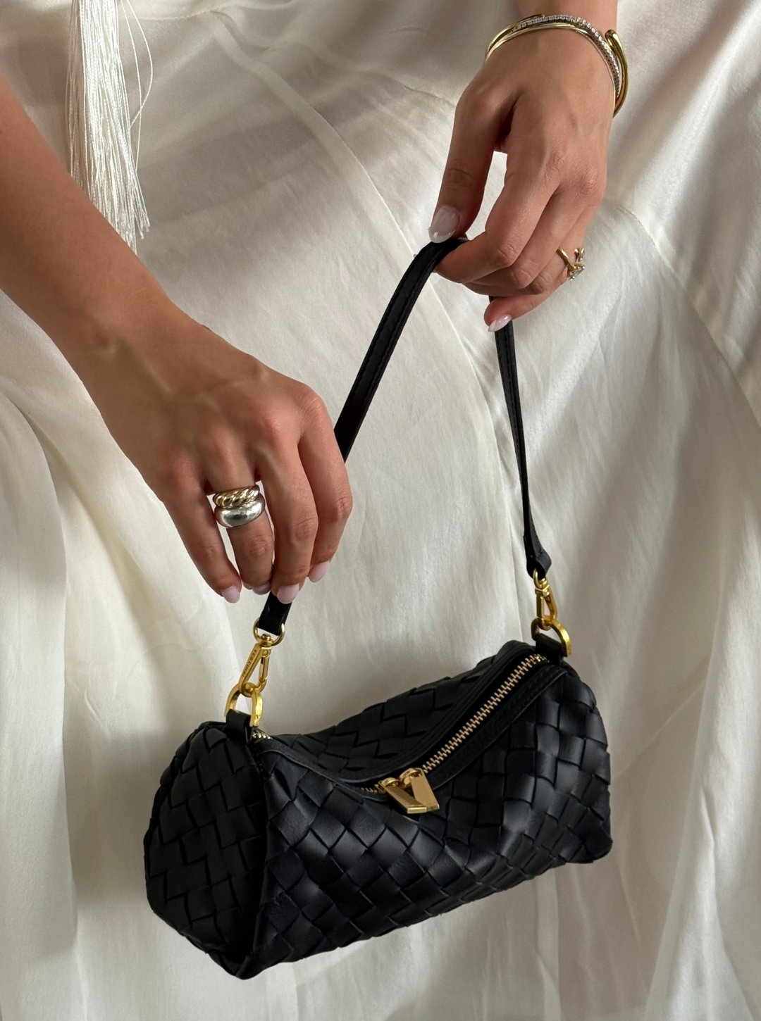 Vivi Woven Shoulder Crossbody Black