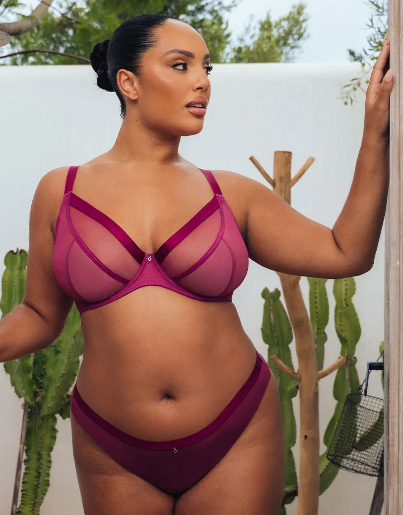 Curvy Kate Lightstyle Plunge Bra Berry Purple