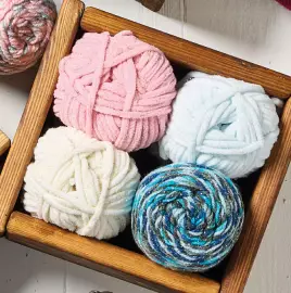 Glitter yarn image 