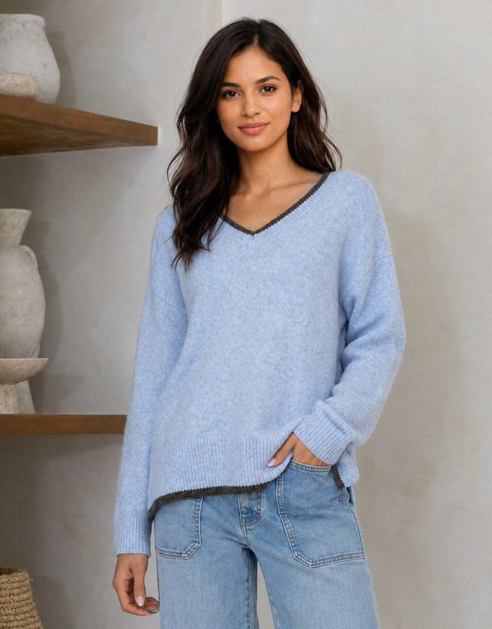 Jamie Contrast V Neck Knit - Blue/Choc