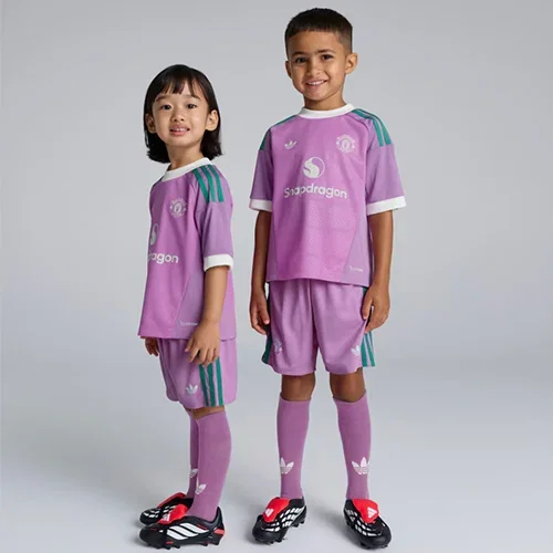 Kids Goalkeeper Kit