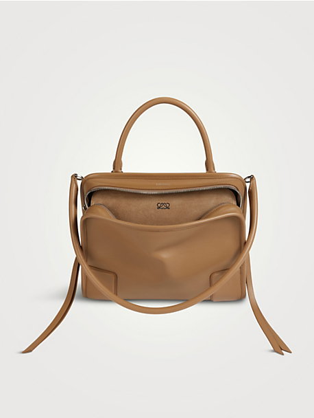 Medium Amazona 180 Leather Shoulder Bag