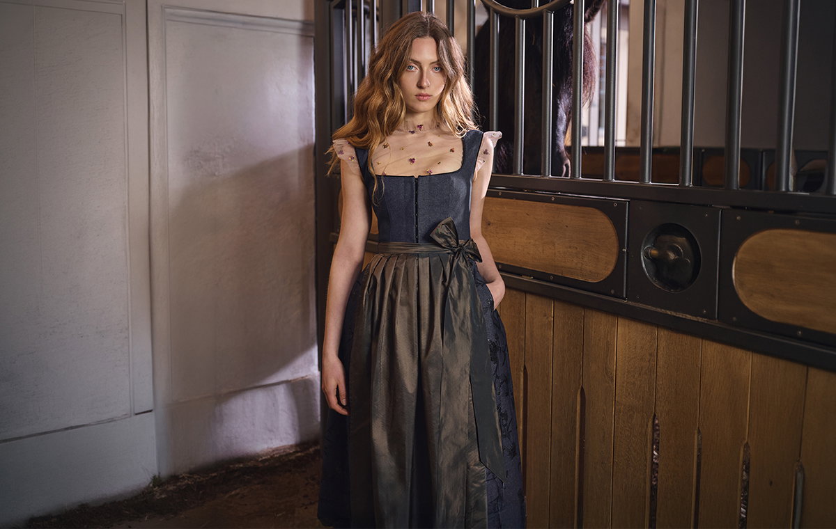 Talbot Runhof Tracht