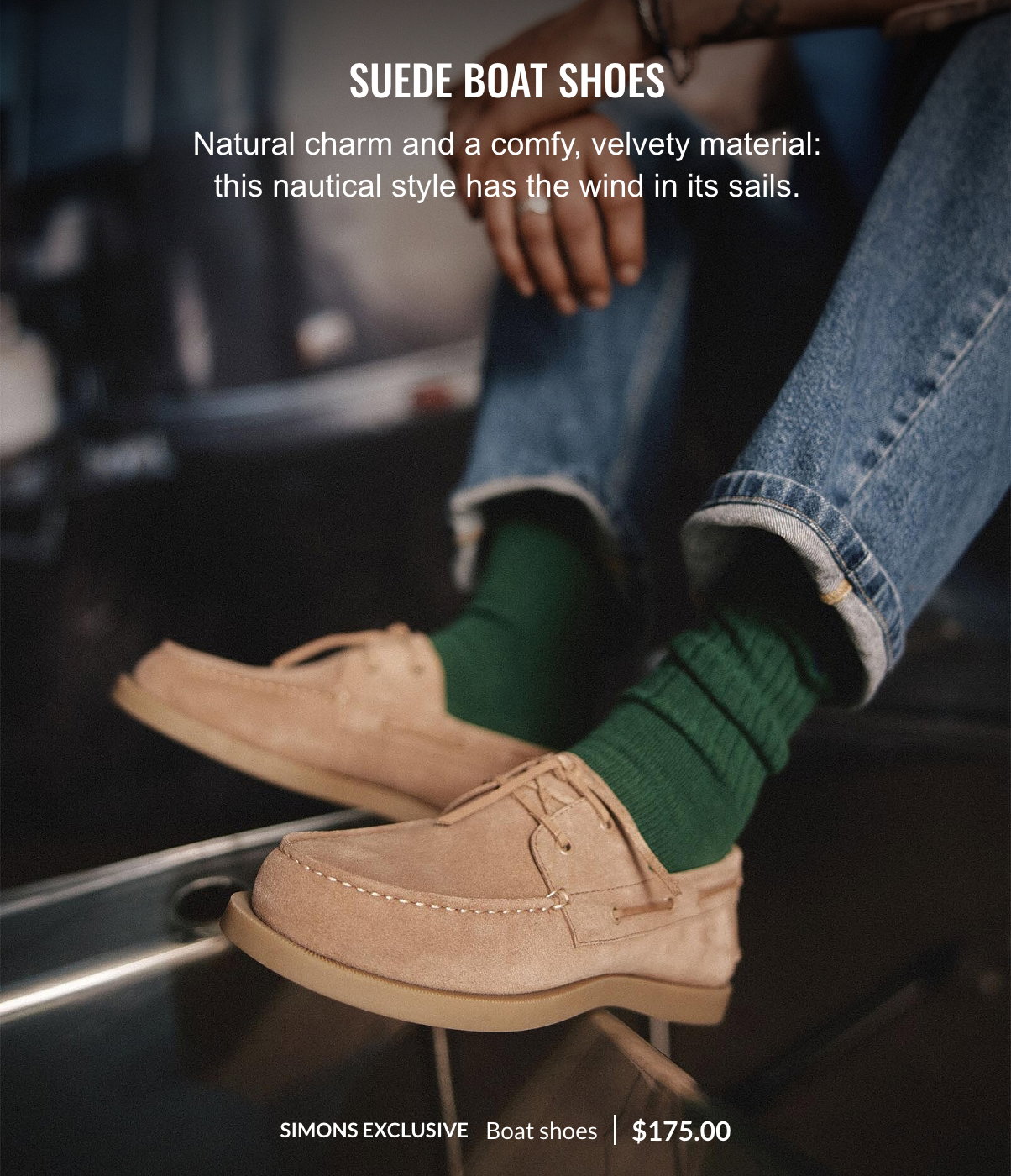 Suede boat shoes; Natural charm and a comfy velvety material: this nautical style has the wind in its sails.; Simons exclusive; Boat shoes; 175$