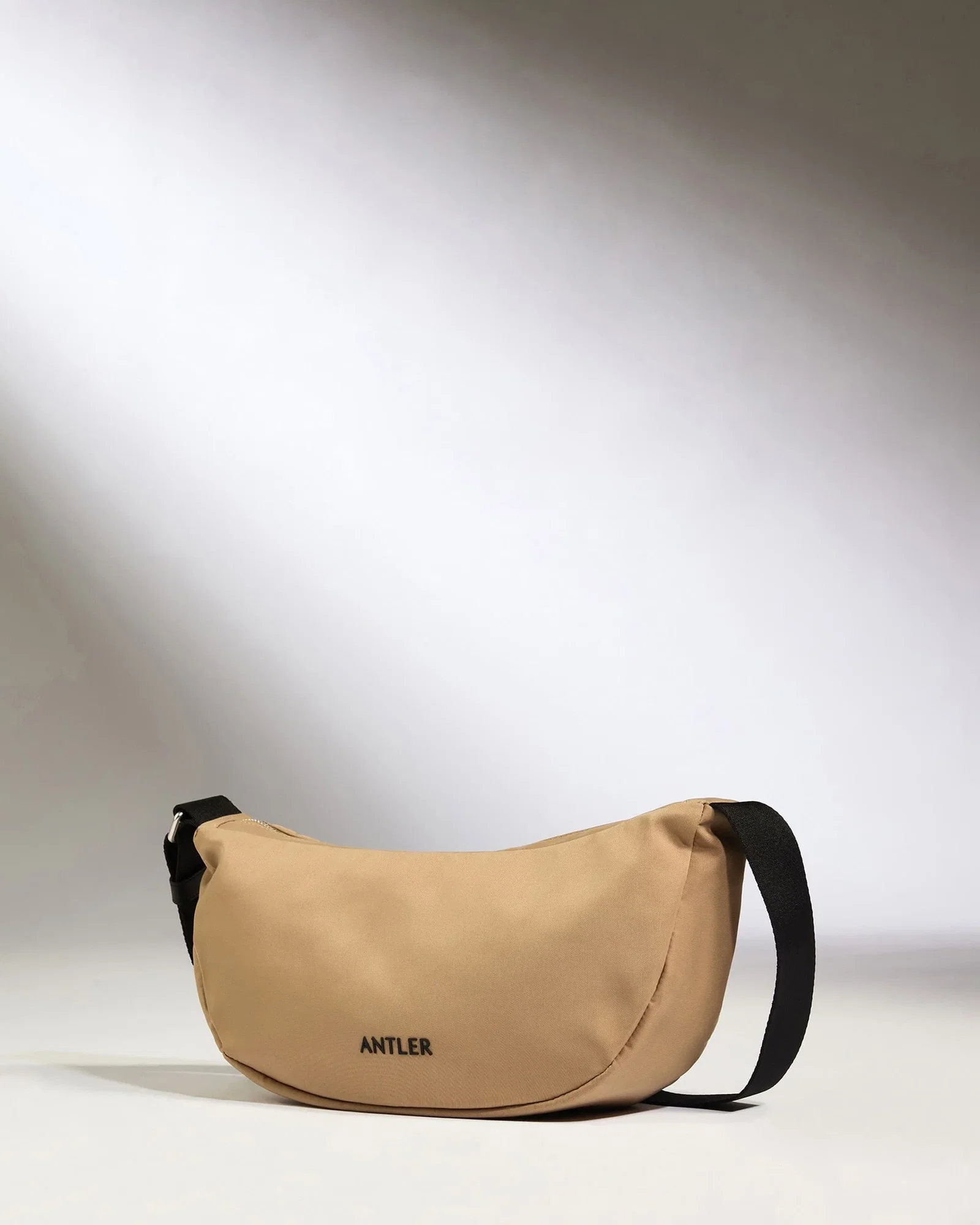 Image of Icon Slingbag in Sand