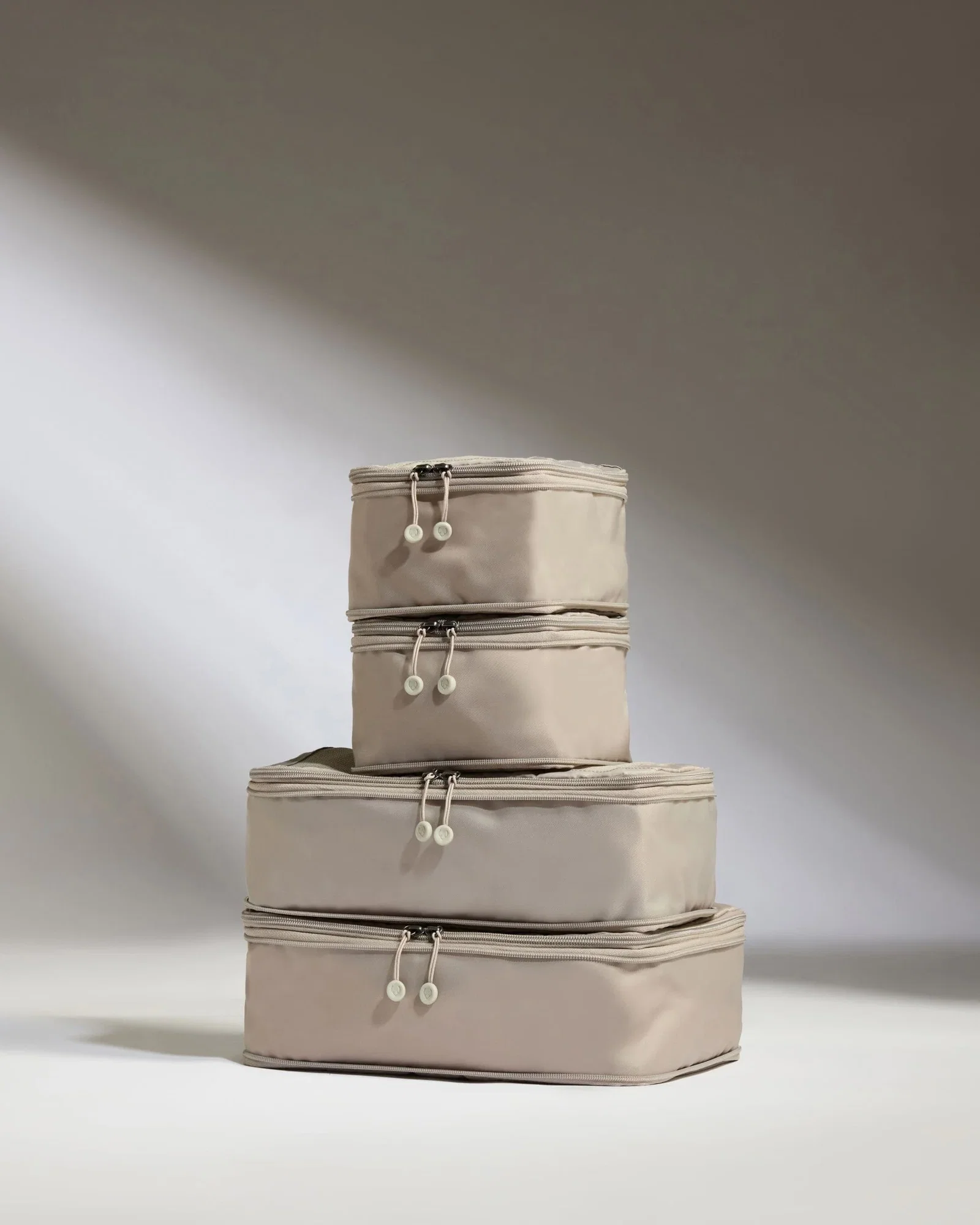 Image of Packing Cubes in Taupe - Set of 4
