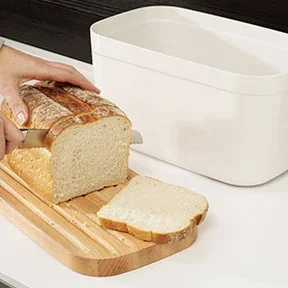 Joseph Joseph Bread Bin with Cutting Board Lid