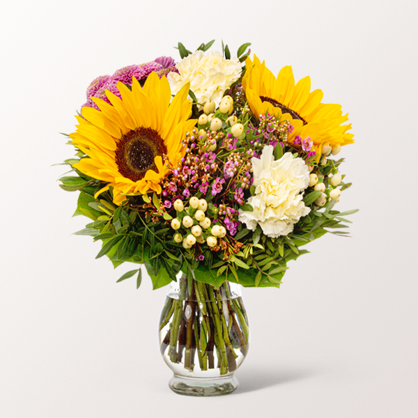 Liebevoller Blumenstrauß Herzenswärme mit 2 Gratis-Geschenken für 32,99 €