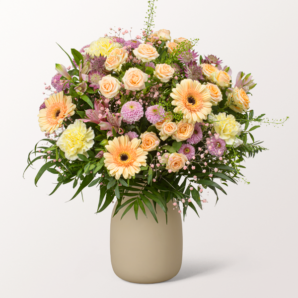 Zarter Blumenstrauß Sommerromanze mit 2 Gratis-Geschenken für 52,99 €