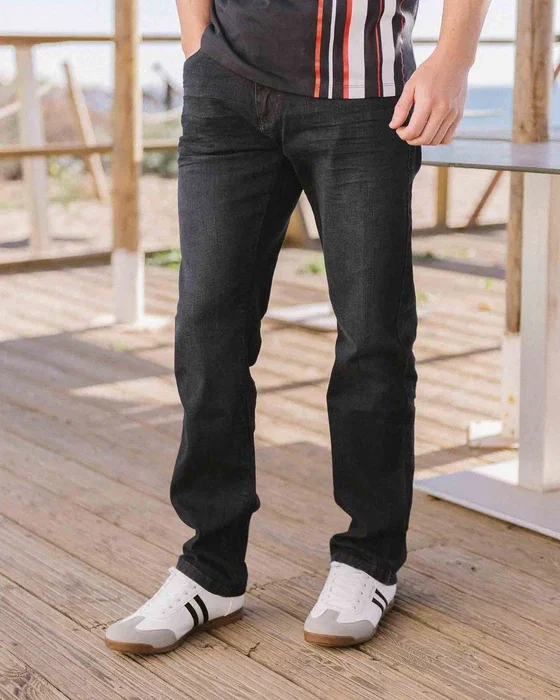 Chester Straight Fit Jean