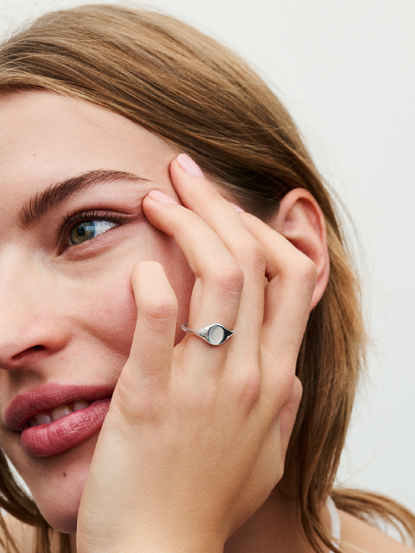 Engravable Signet Ring