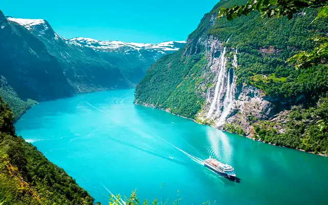 NORUEGA · HASTA −400€