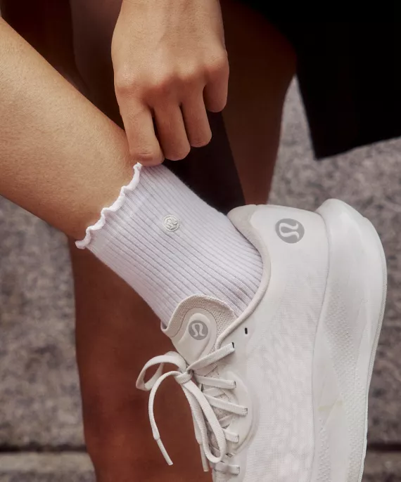 Unisex Lettuce Edge Quarter Socks