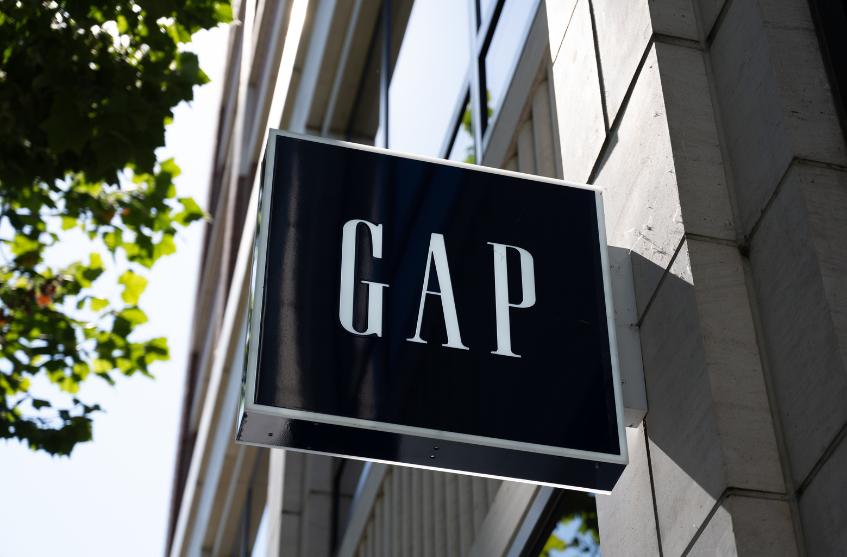 gap store sign