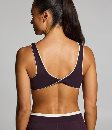 Twist Back Sports Bra