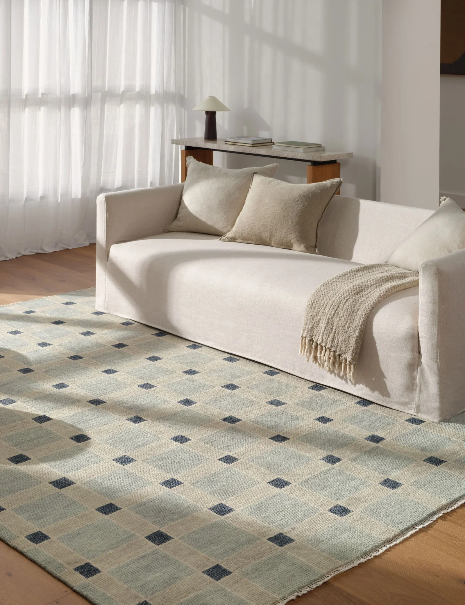 Image of Pavez Hand-Knotted Wool Rug