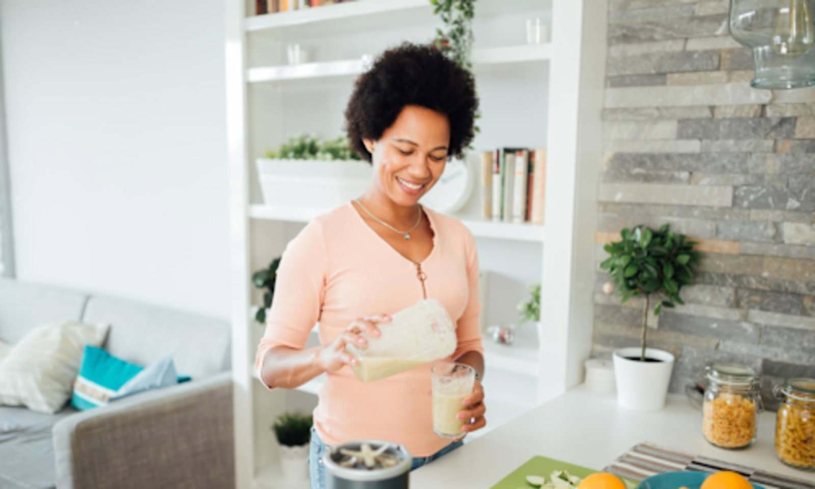 The 3-Part Breakfast Formula That Keeps Hunger At Bay Until Lunch