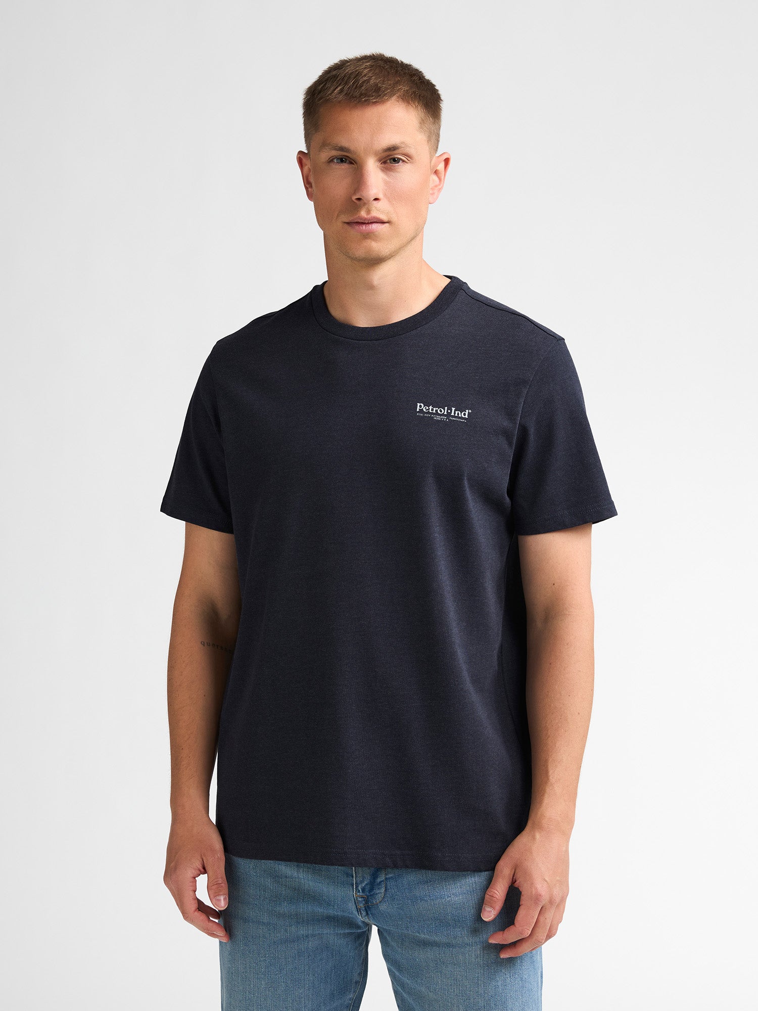 t-shirt kendall