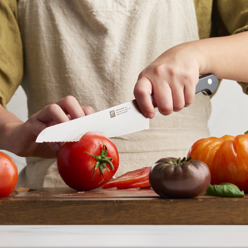 Pro 7-inch Serrated Deli Bread Knife