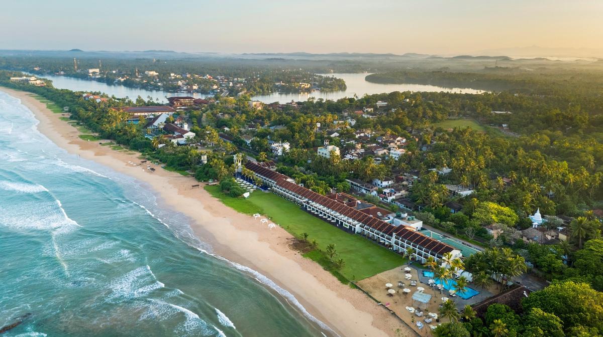 Stylish Sri Lanka Beachfront Escape in Bentota with Daily Breakfast & Nightly Dinner