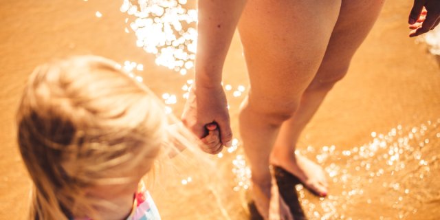 enfant à la plage