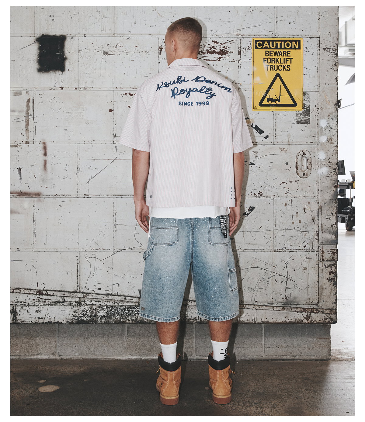 Diner Shirt and denim.