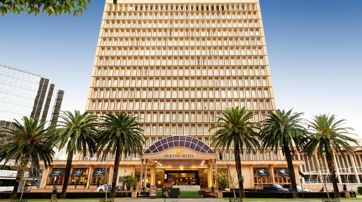 Perth Escape near Swan River with Daily Breakfast & Club Lounge Upgrades Available