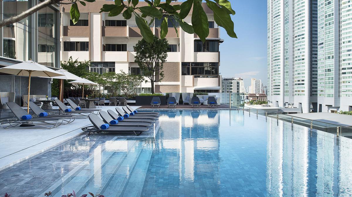 Stylish Bangkok City Break with Daily Breakfast, Club Lounge Access & Nightly Drinks