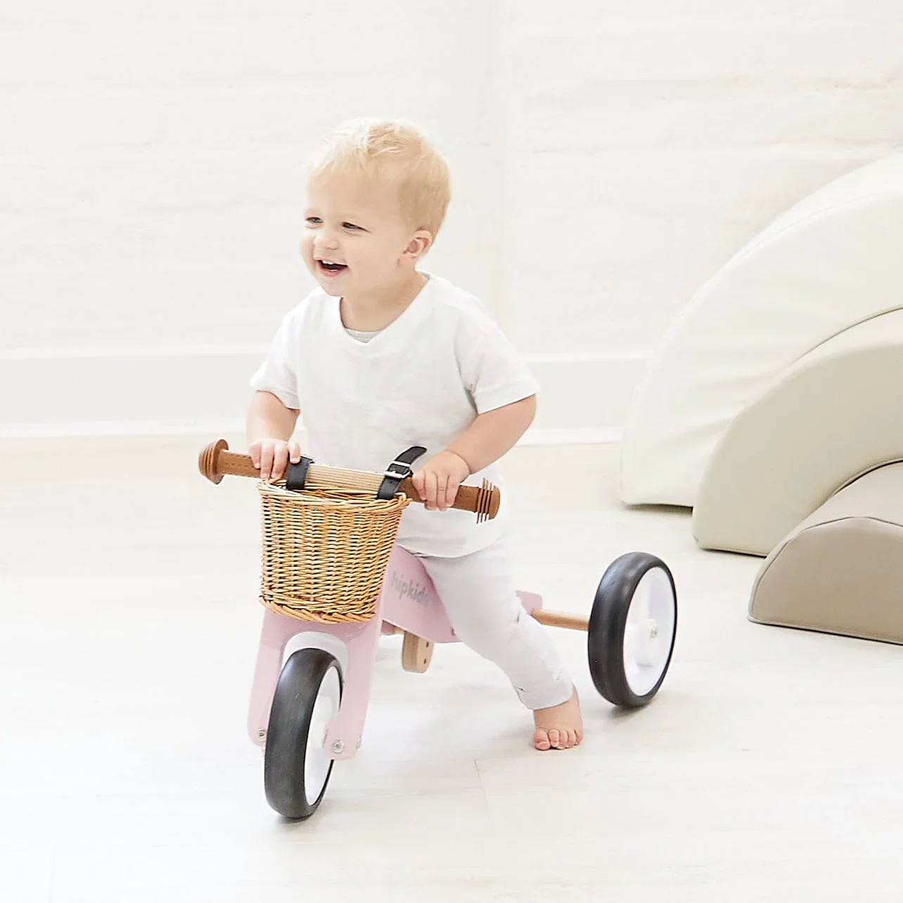 Image of 2 in 1 Toddler Mini-Trike/Balance Bike with Wicker Basket