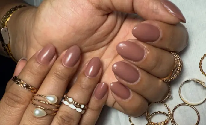 Ivnailstudio
