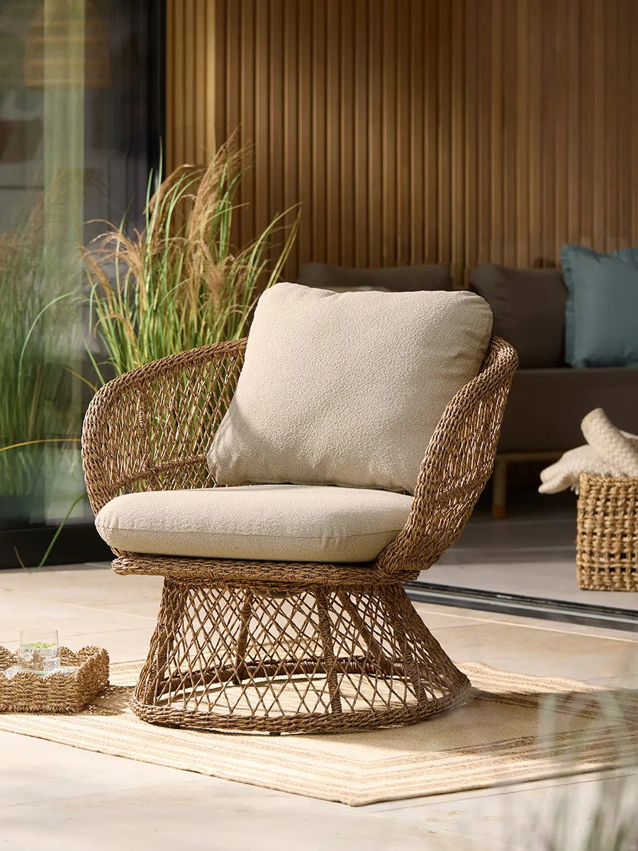 Savila Chair
