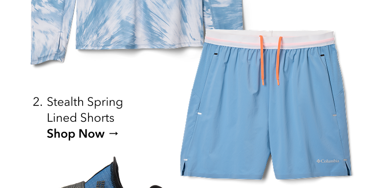 The outfit: Long sleeve top, shorts, shoes.