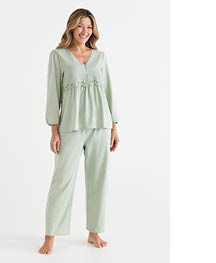 Broderie Detail Pyjama Set