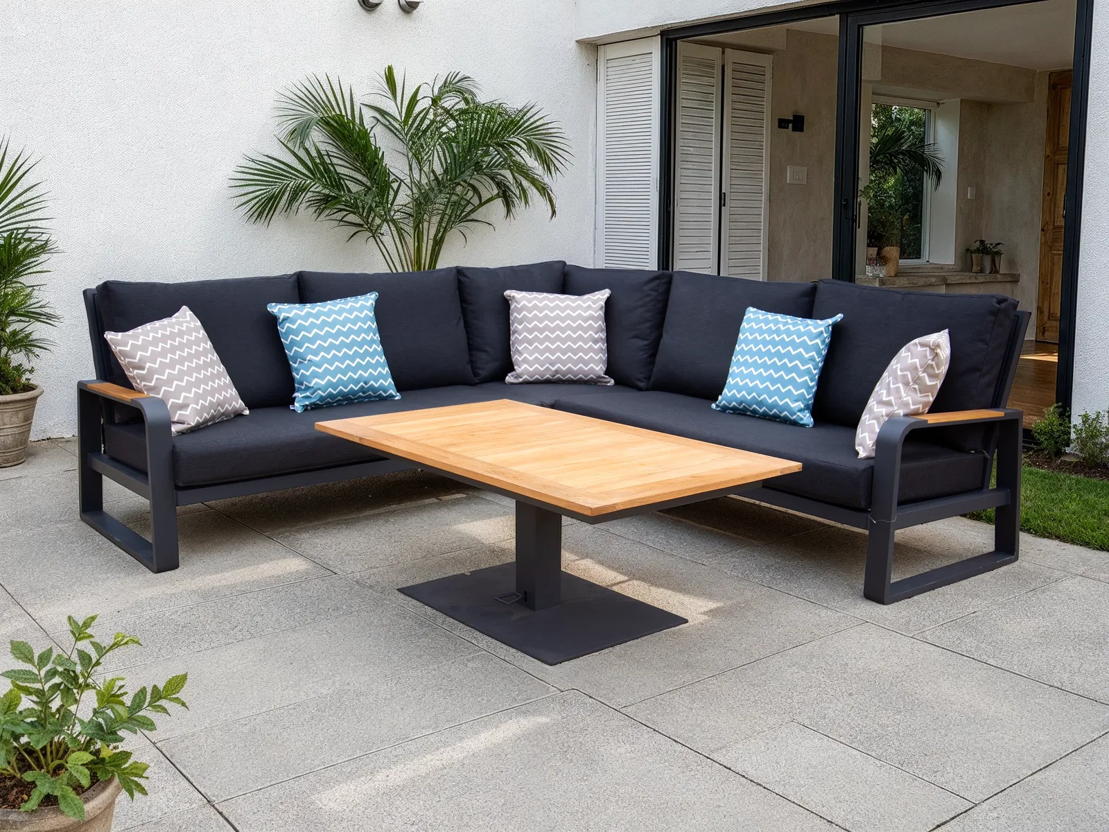 Image of Miami Corner Unit | LIFE Range