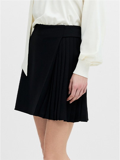 Vinnie Tailored Black Pleated Mini Skirt