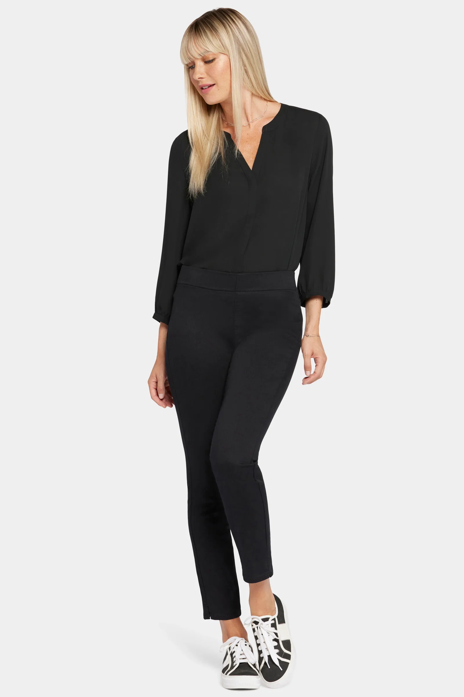Image of Skinny Ankle Pull-On Jeans - Black