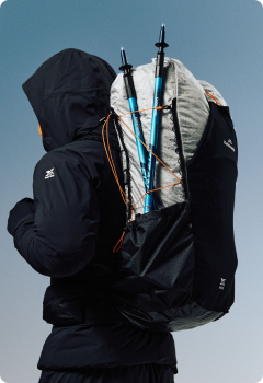 XT Series Pack - 40L - Black Stingray/Mist