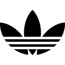 Zwei Personen in sportlicher Streetwear