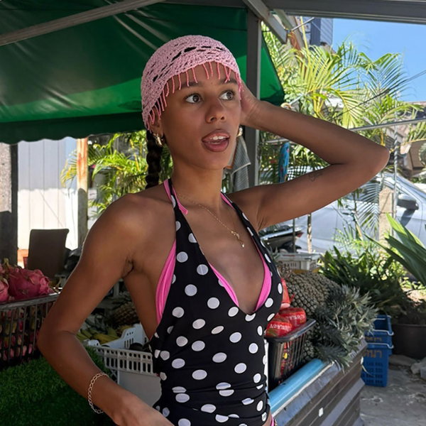 This Is the Pretty Hat Is What the Cool Girls Are Wearing Instead of Baseball Caps Right Now