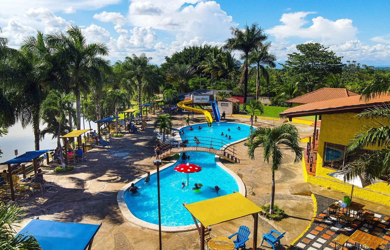 Lago Limón Resort