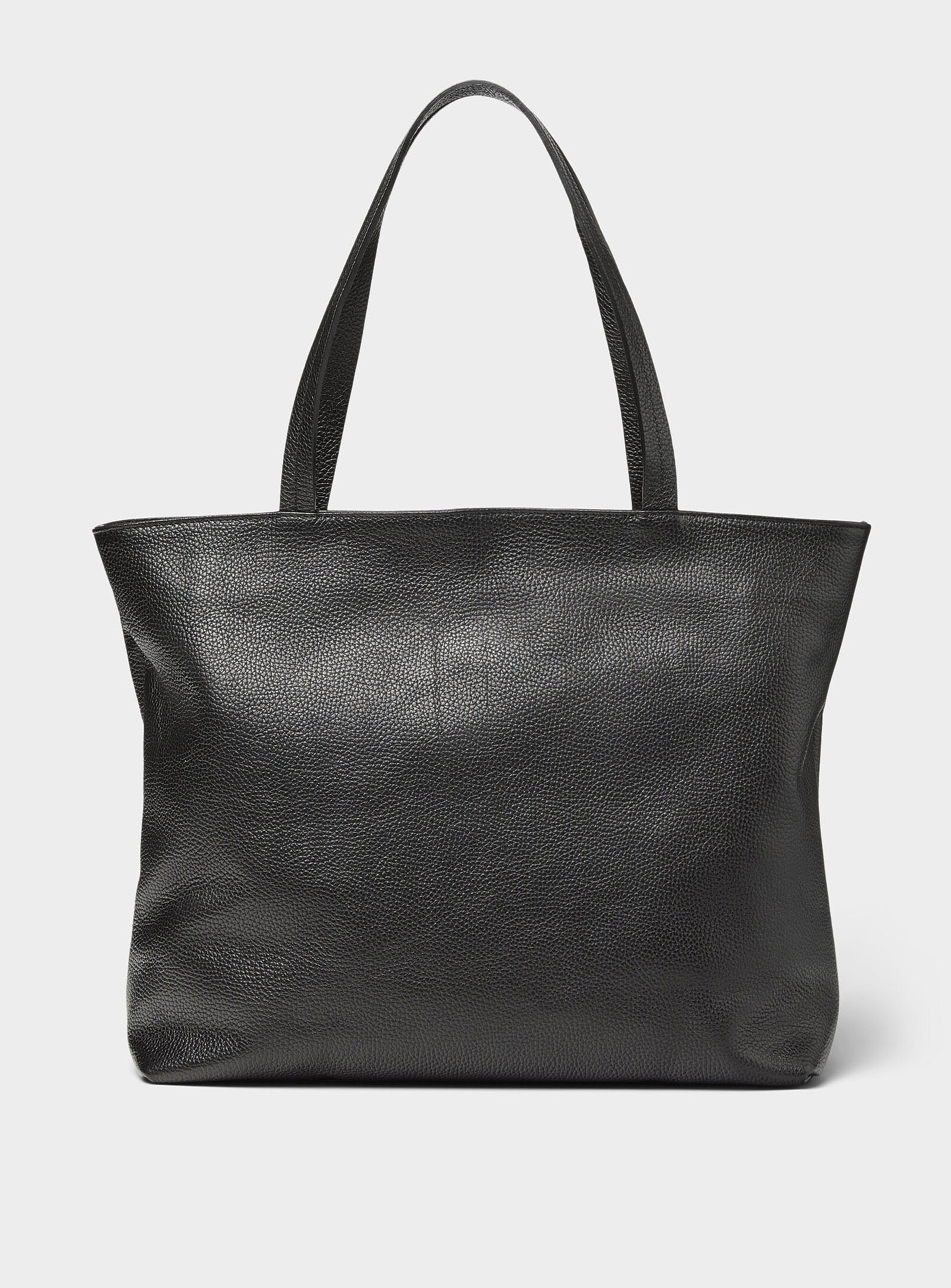 Pebbled leather zipped tote<br><b>Exclusive collection from Italy</b>