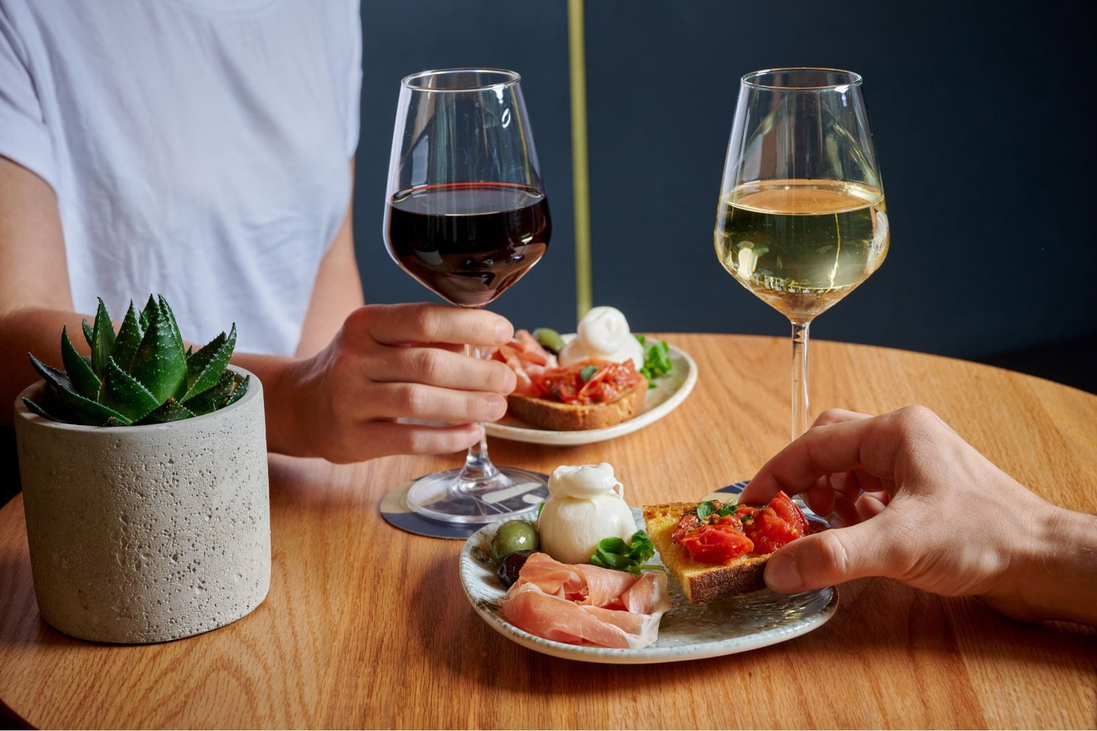Visita al quartiere di Brera seguita da aperitivo