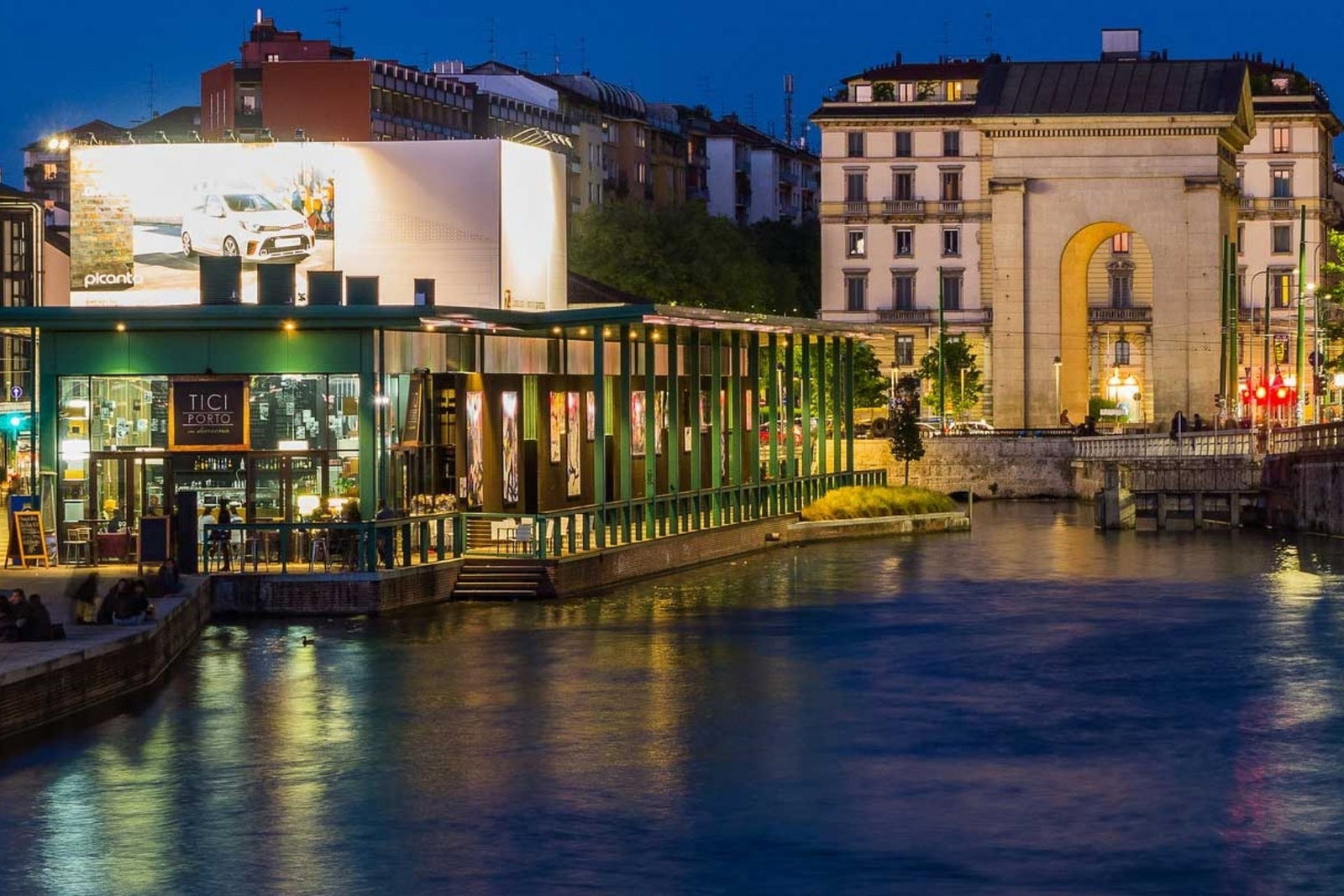 Navigazione sui Navigli: itinerario della Darsena