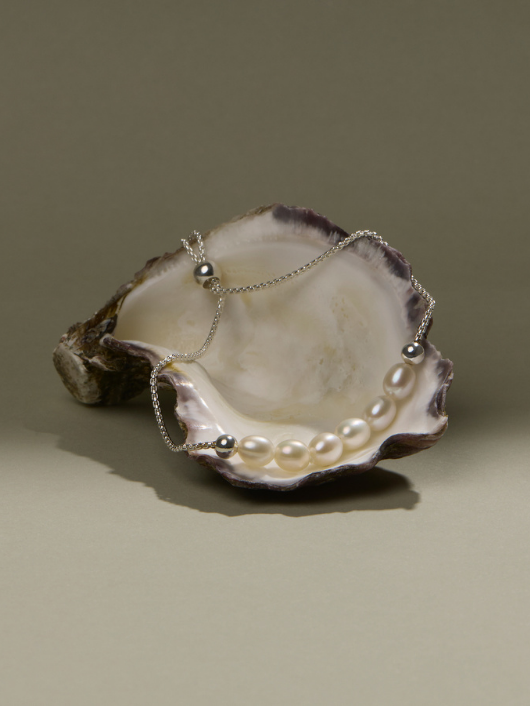 Shoreline Pearl Bracelet