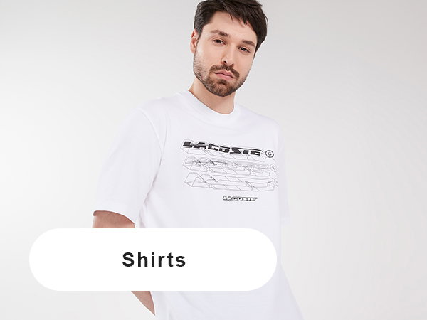 Mann mit weißem Shirt